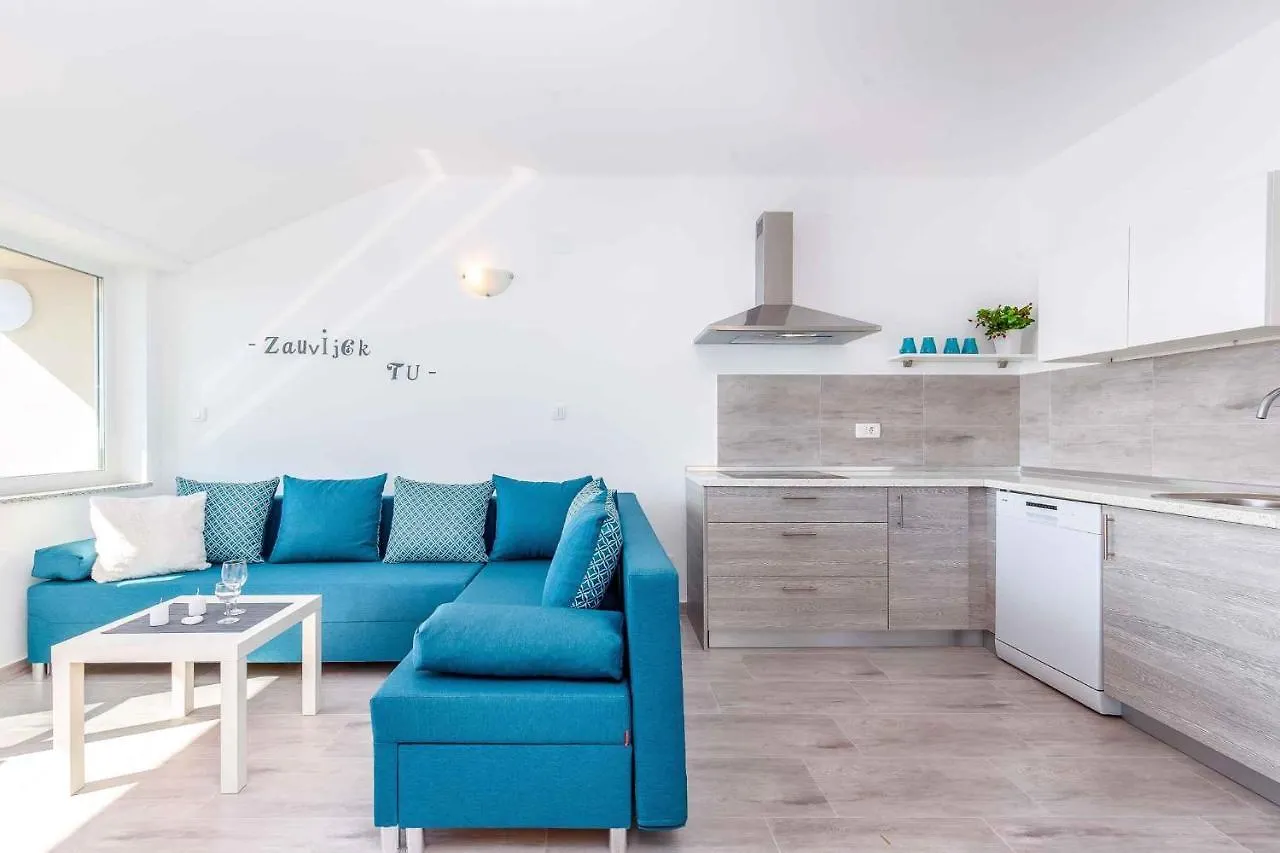 Apartments In Dramalj 36023