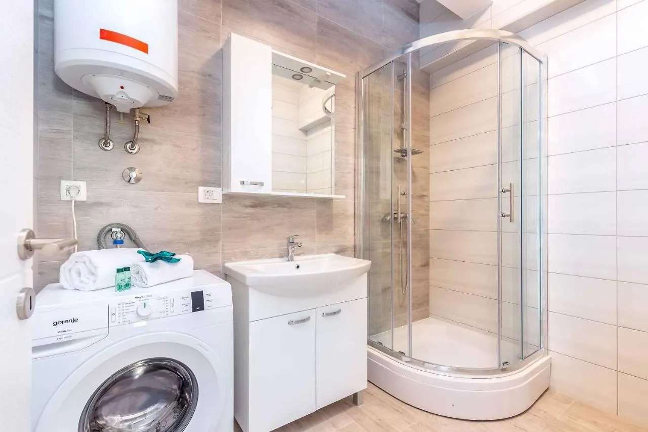 Apartments In Dramalj 36023 Croatia
