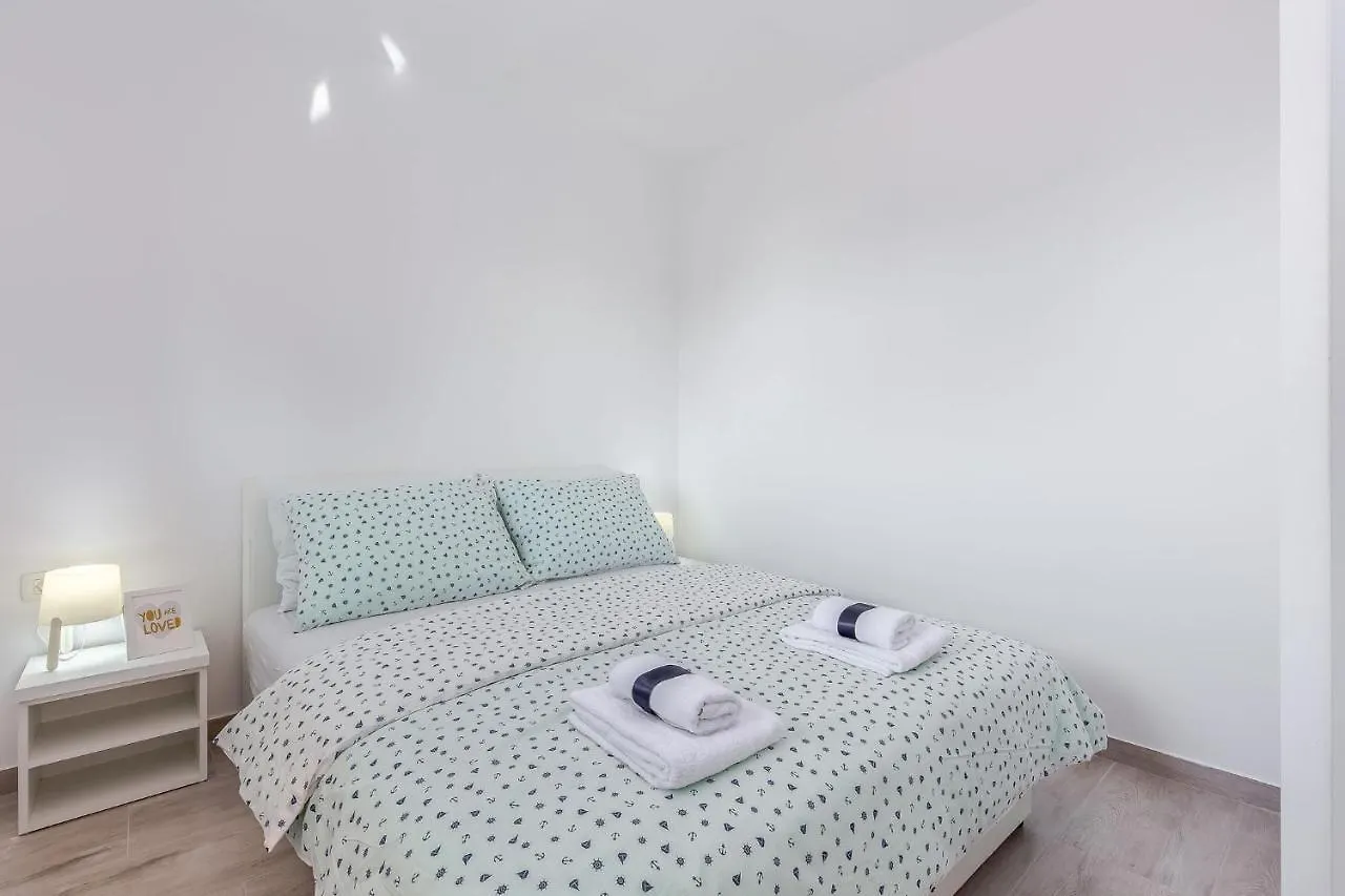 Apartments In Dramalj 36023 Croatia